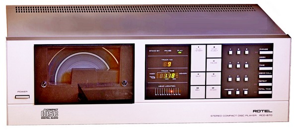 ROTEL RCD 870